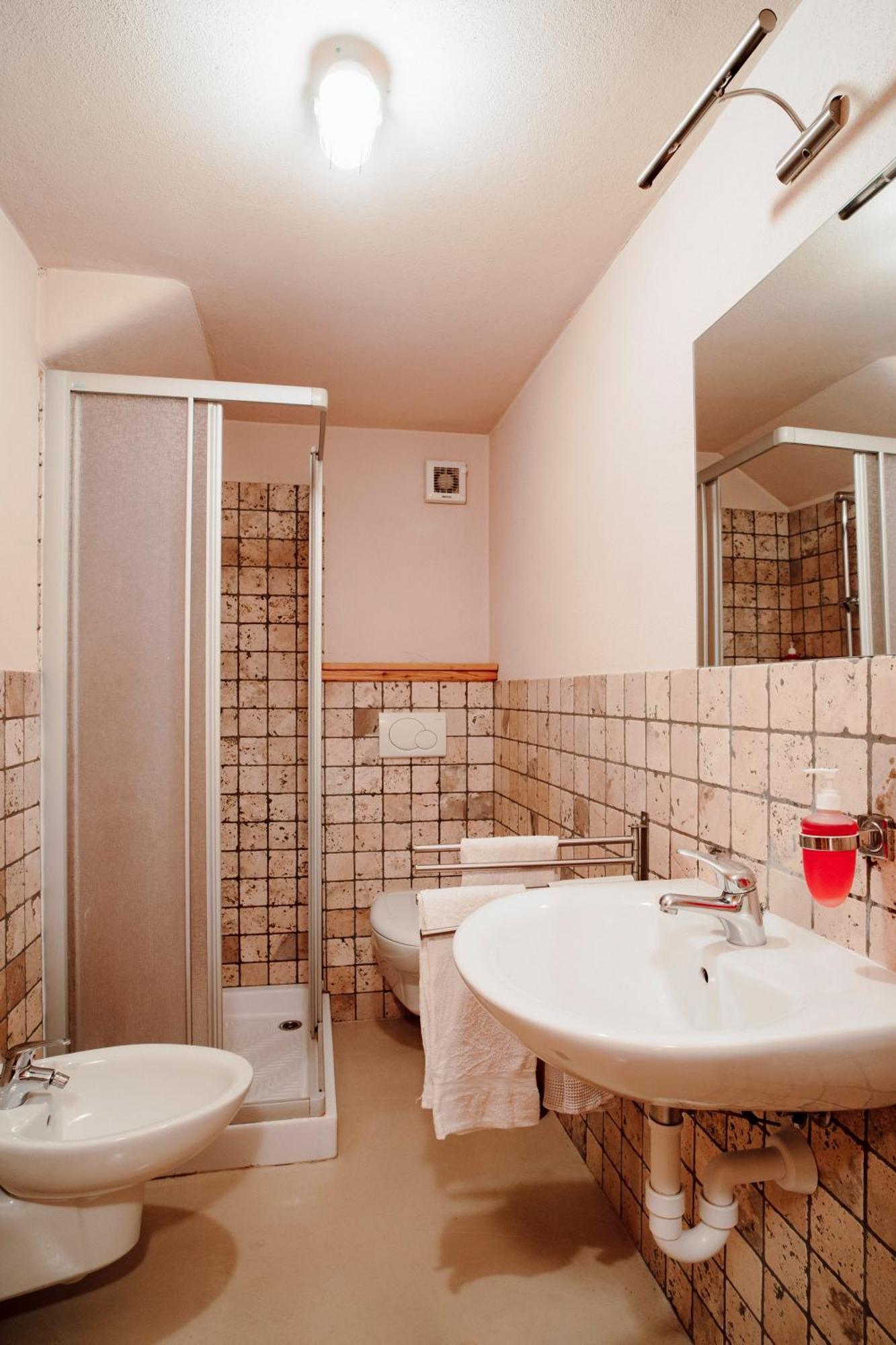 Maison Rosset Agriturismo, Camere, Appartamenti E Spa In Valle D'Aosta 努斯 外观 照片
